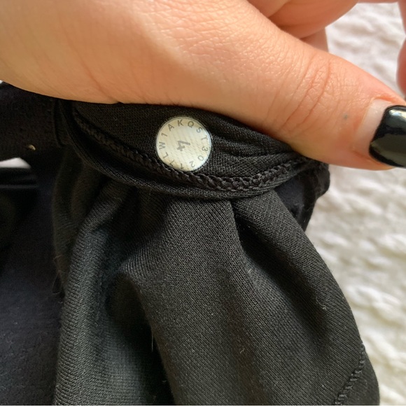 🖤 Lululemon High Neck Tank 🖤 - Picture 5 of 5